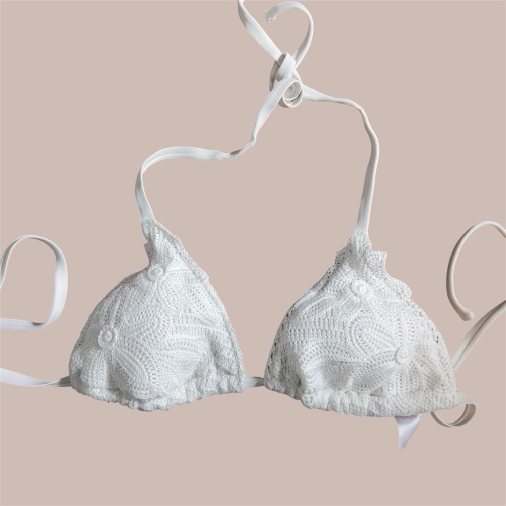 White crochet bikini top